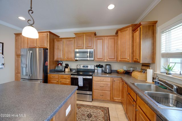 2032 Cambria Drive A, Greenville, NC 27834