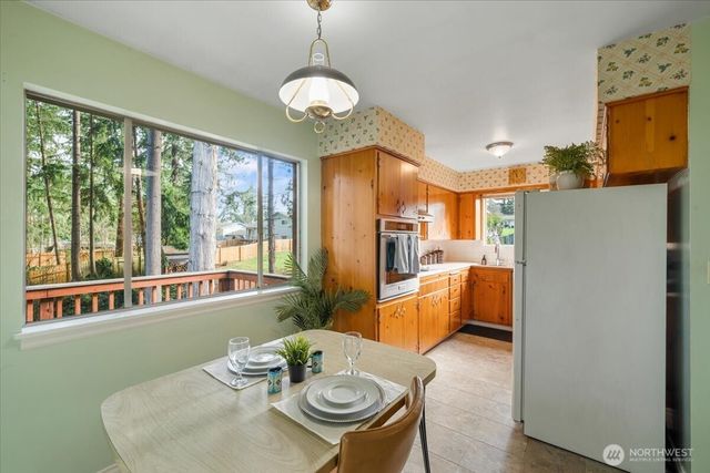 29640 11th Place S, Federal Way, WA 98003