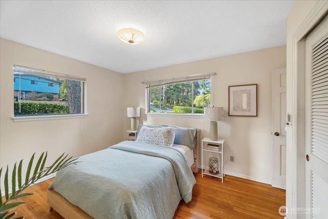 29640 11th Place S, Federal Way, WA 98003