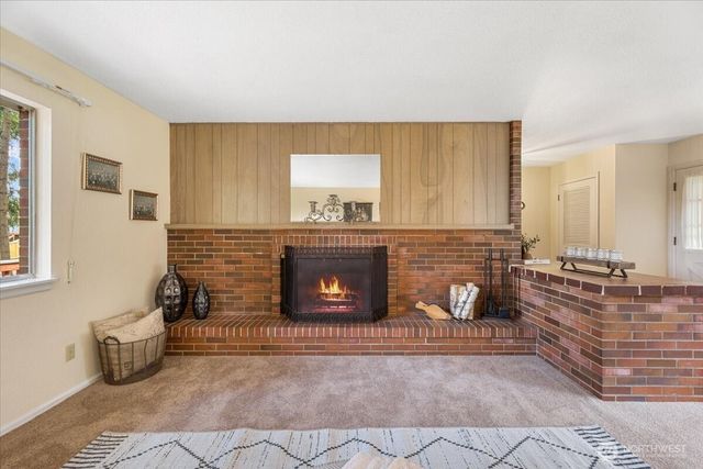 29640 11th Place S, Federal Way, WA 98003