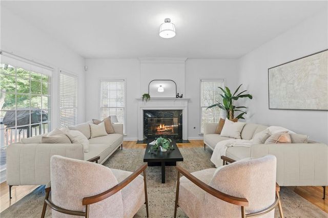233 Ivy Glen Circle, Avondale Estates, GA 30002