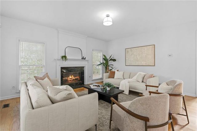 233 Ivy Glen Circle, Avondale Estates, GA 30002