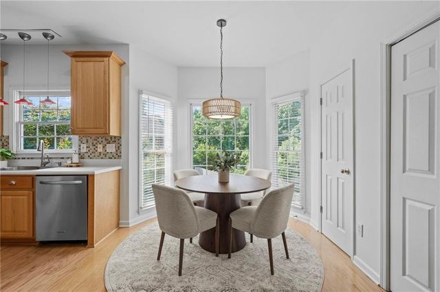 233 Ivy Glen Circle, Avondale Estates, GA 30002
