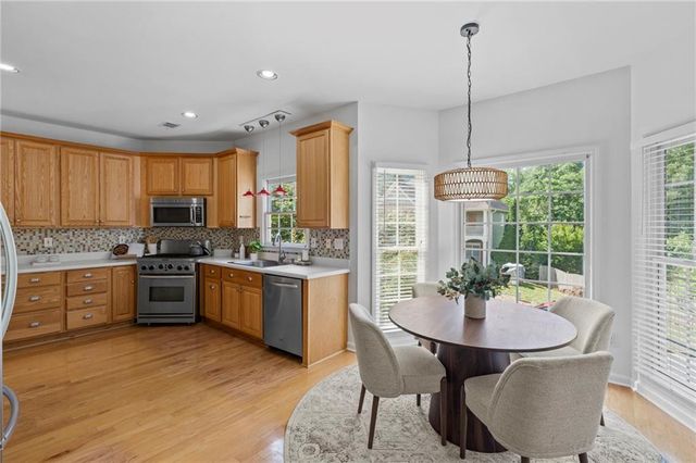 233 Ivy Glen Circle, Avondale Estates, GA 30002