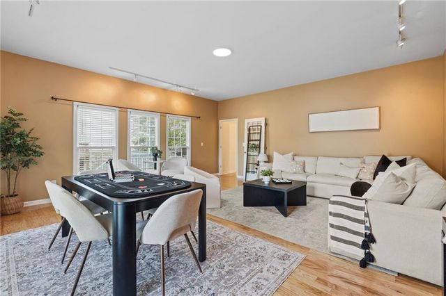 233 Ivy Glen Circle, Avondale Estates, GA 30002