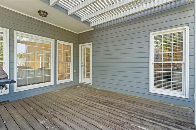 233 Ivy Glen Circle, Avondale Estates, GA 30002