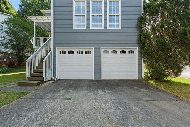 233 Ivy Glen Circle, Avondale Estates, GA 30002