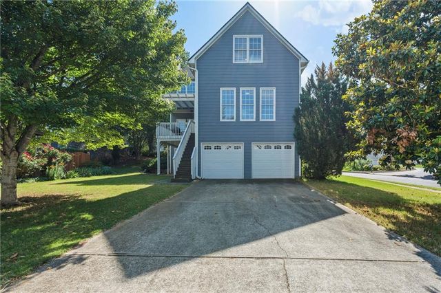233 Ivy Glen Circle, Avondale Estates, GA 30002