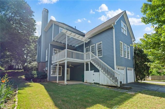 233 Ivy Glen Circle, Avondale Estates, GA 30002