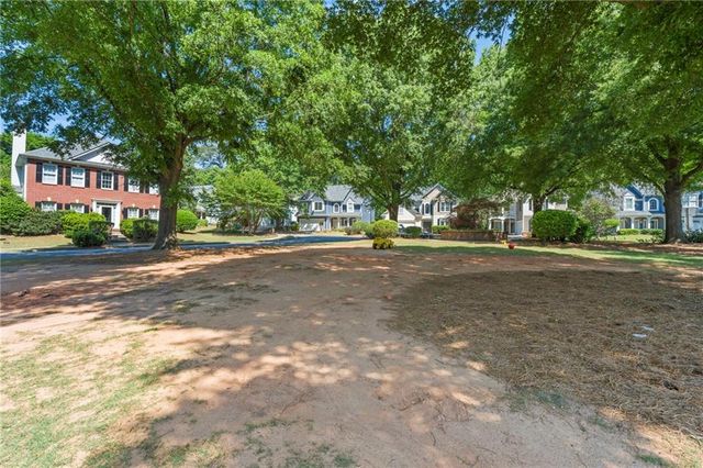 233 Ivy Glen Circle, Avondale Estates, GA 30002