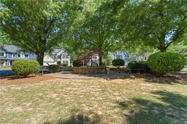 233 Ivy Glen Circle, Avondale Estates, GA 30002