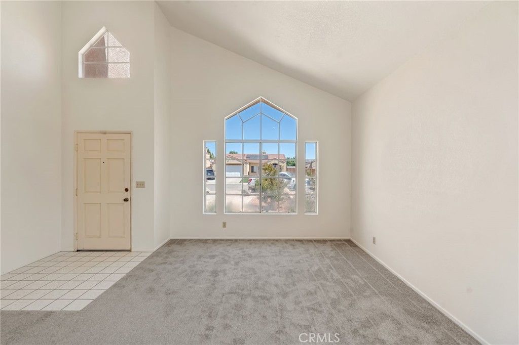 Image 11 of property listing at 2630 Via Genova, Lancaster, CA 93535