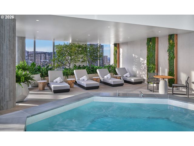 550 Sw 10TH Ave 2810, Portland, OR 97205