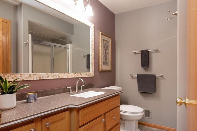 N29W22090 Kathryn COURT, Waukesha, WI 53186