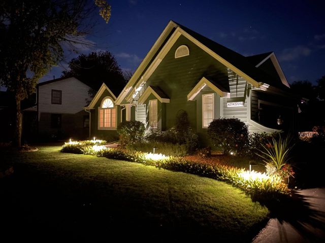 N29W22090 Kathryn COURT, Waukesha, WI 53186