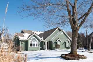 N29W22090 Kathryn COURT, Waukesha, WI 53186