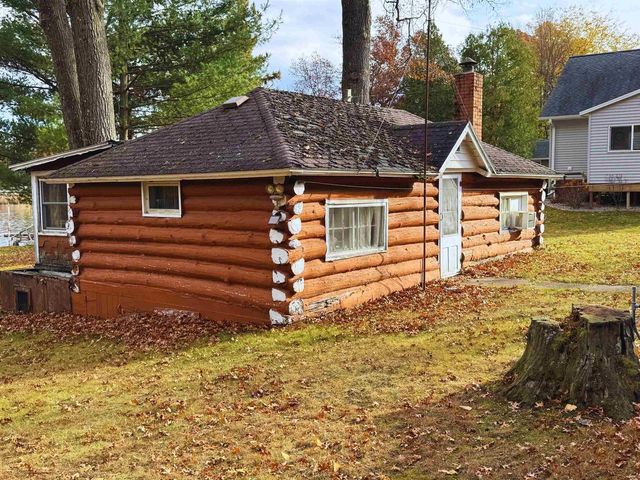 N3056 River Bend Drive, Peshtigo, WI 54157