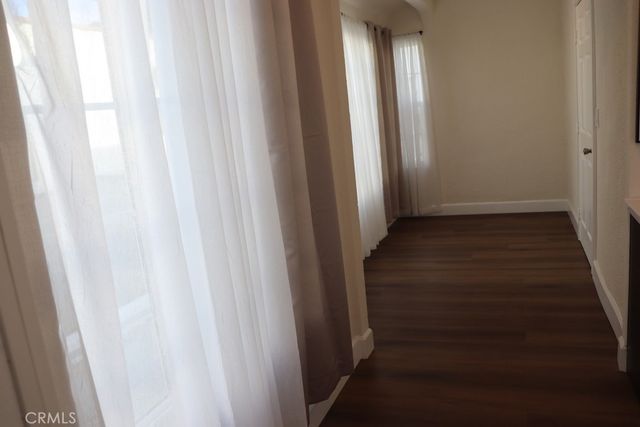 1917 W 74th, Los Angeles, CA 90047