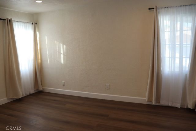 1917 W 74th, Los Angeles, CA 90047