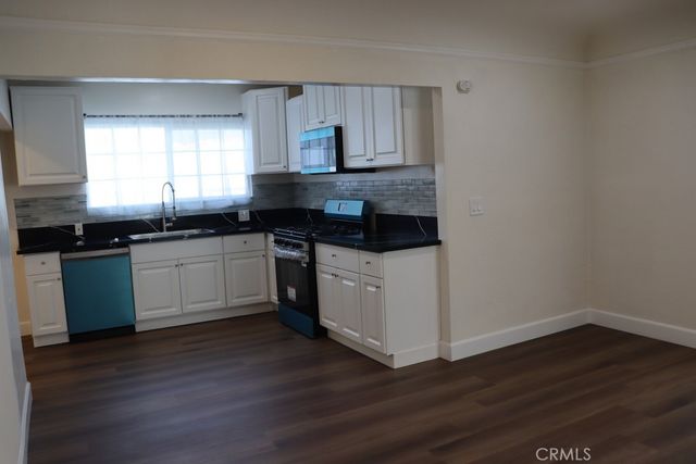 1917 W 74th, Los Angeles, CA 90047