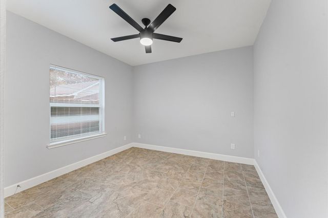 8221 Brockton Street, Houston, TX 77017