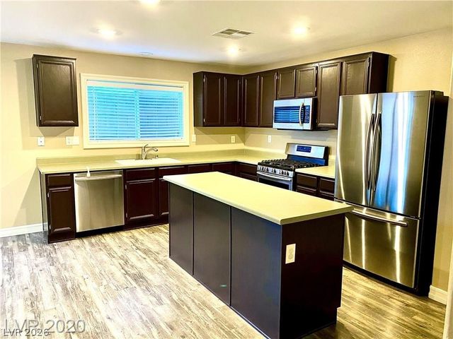 11986 SNOW BANK Street, Las Vegas, NV 89183