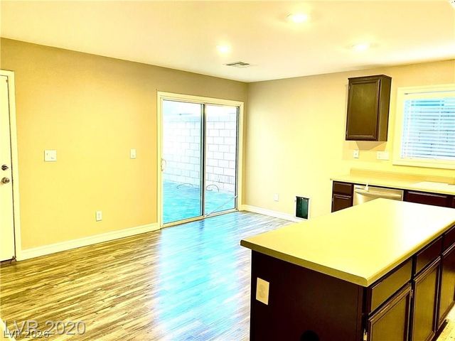 11986 SNOW BANK Street, Las Vegas, NV 89183