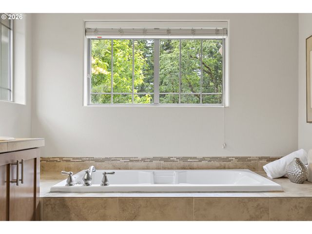 12288 Sw PALERMO St, Wilsonville, OR 97070