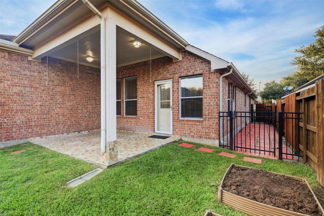 19103 Golden Heath Lane, Richmond, TX 77407
