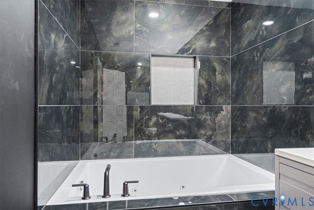 117 Summit St, Petersburg, VA 23803