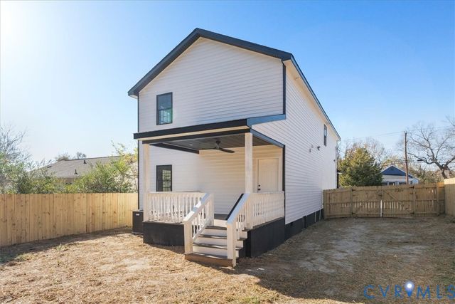 117 Summit St, Petersburg, VA 23803