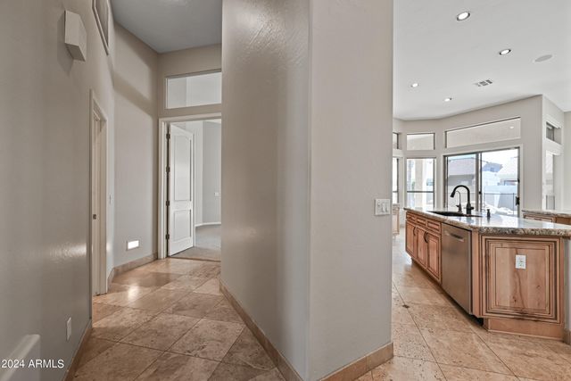 6057 E CAMPO BELLO Drive, Scottsdale, AZ 85254