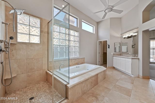 6057 E CAMPO BELLO Drive, Scottsdale, AZ 85254