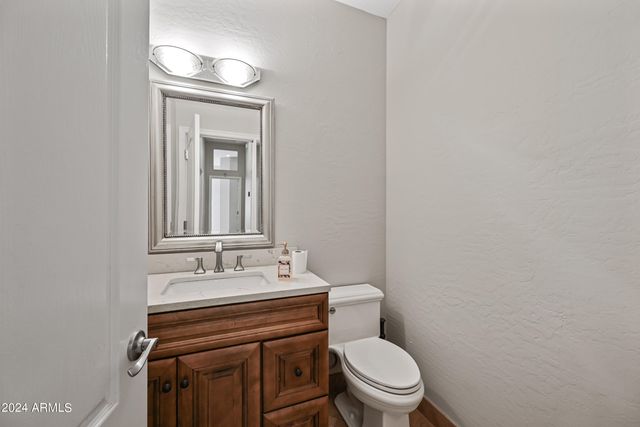 6057 E CAMPO BELLO Drive, Scottsdale, AZ 85254