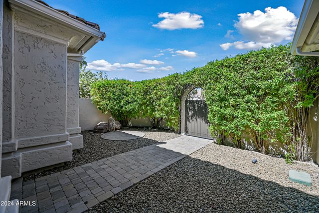 6057 E CAMPO BELLO Drive, Scottsdale, AZ 85254