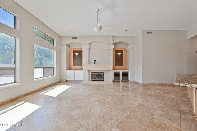 6057 E CAMPO BELLO Drive, Scottsdale, AZ 85254