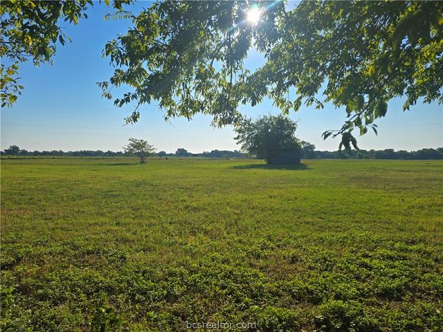 11105 Harmon School Road, Burton, TX 77835