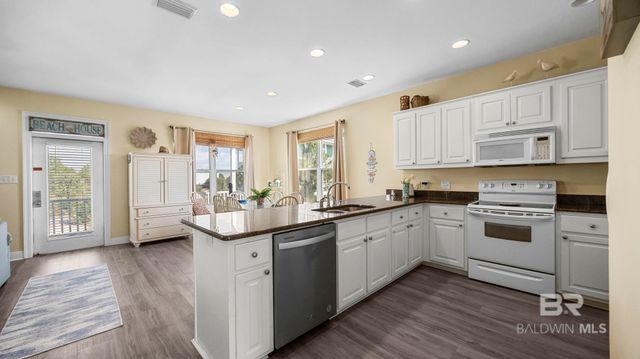 729 Morgantown Boulevard, Gulf Shores, AL 36542