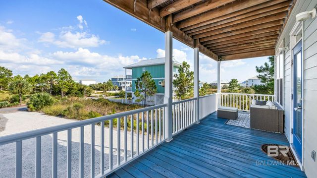 729 Morgantown Boulevard, Gulf Shores, AL 36542