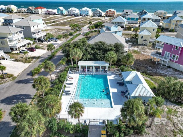 729 Morgantown Boulevard, Gulf Shores, AL 36542