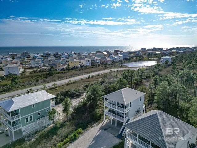 729 Morgantown Boulevard, Gulf Shores, AL 36542