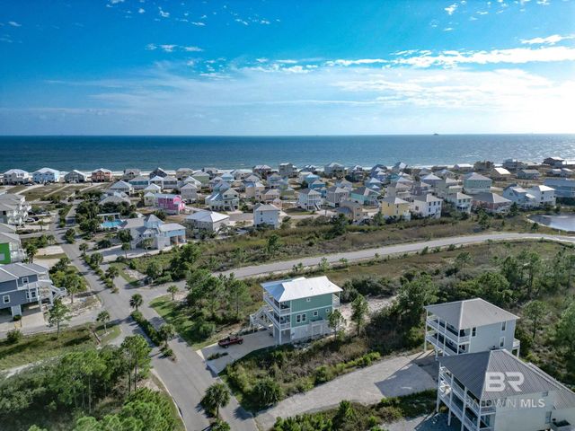 729 Morgantown Boulevard, Gulf Shores, AL 36542