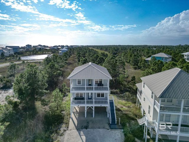 729 Morgantown Boulevard, Gulf Shores, AL 36542