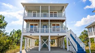 729 Morgantown Boulevard, Gulf Shores, AL 36542