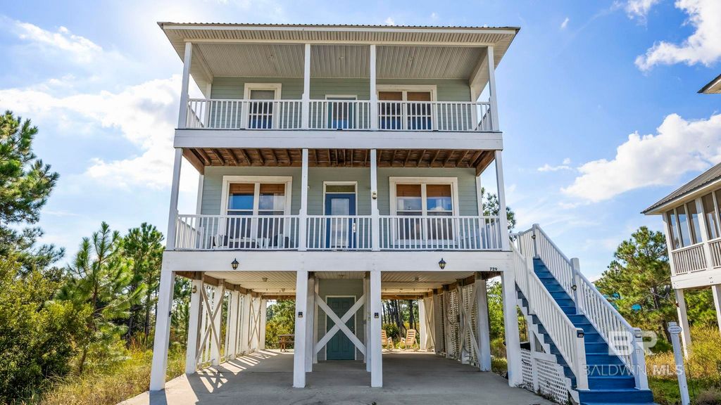 729 Morgantown Boulevard, Gulf Shores, AL 36542