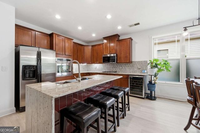 2087 Hatteras Way NW, Atlanta, GA 30318