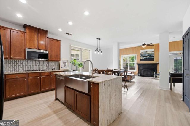 2087 Hatteras Way NW, Atlanta, GA 30318