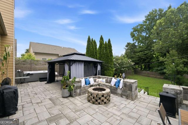 2087 Hatteras Way NW, Atlanta, GA 30318