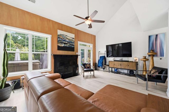 2087 Hatteras Way NW, Atlanta, GA 30318
