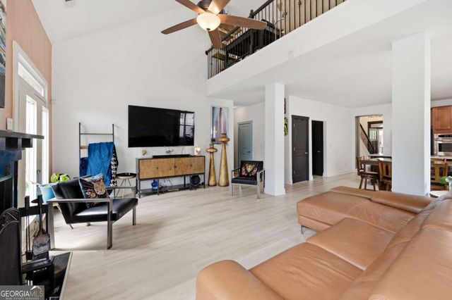 2087 Hatteras Way NW, Atlanta, GA 30318